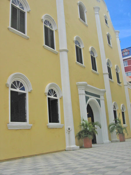 8-10-06-Curacao---Willemstad---Jewish-Synagogue3